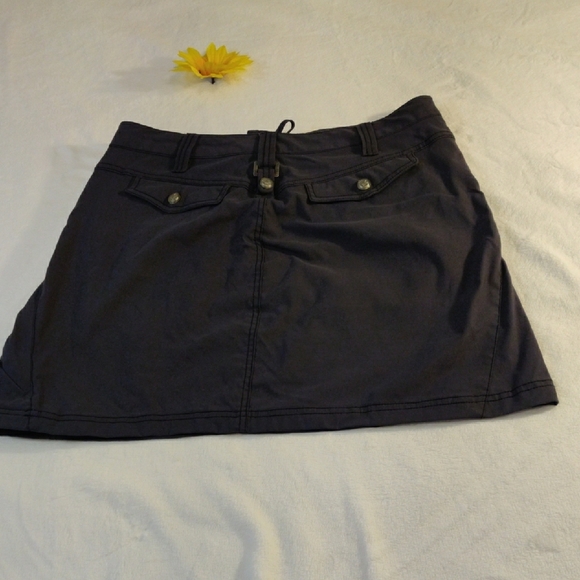 ATHLETA. Classic Black Women's Skirt. - Picture 2 of 13